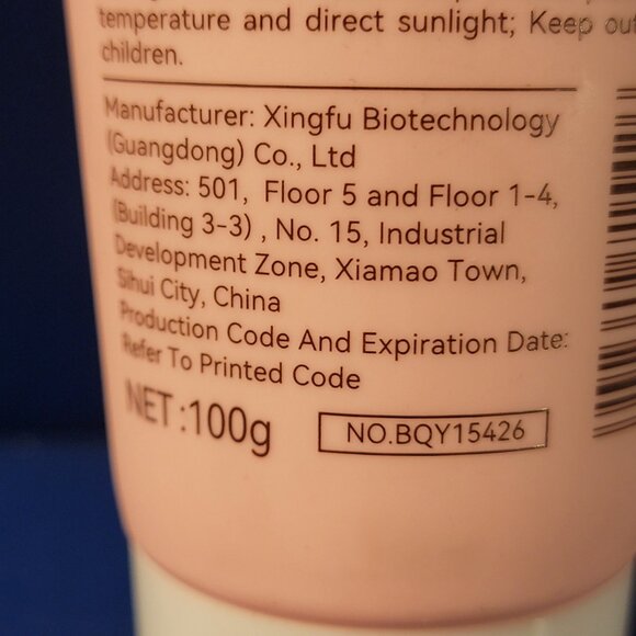 BIOAQUA Rose Hyaluronic Acid Cleanser Face Anti-Aging - Picture 6 of 7